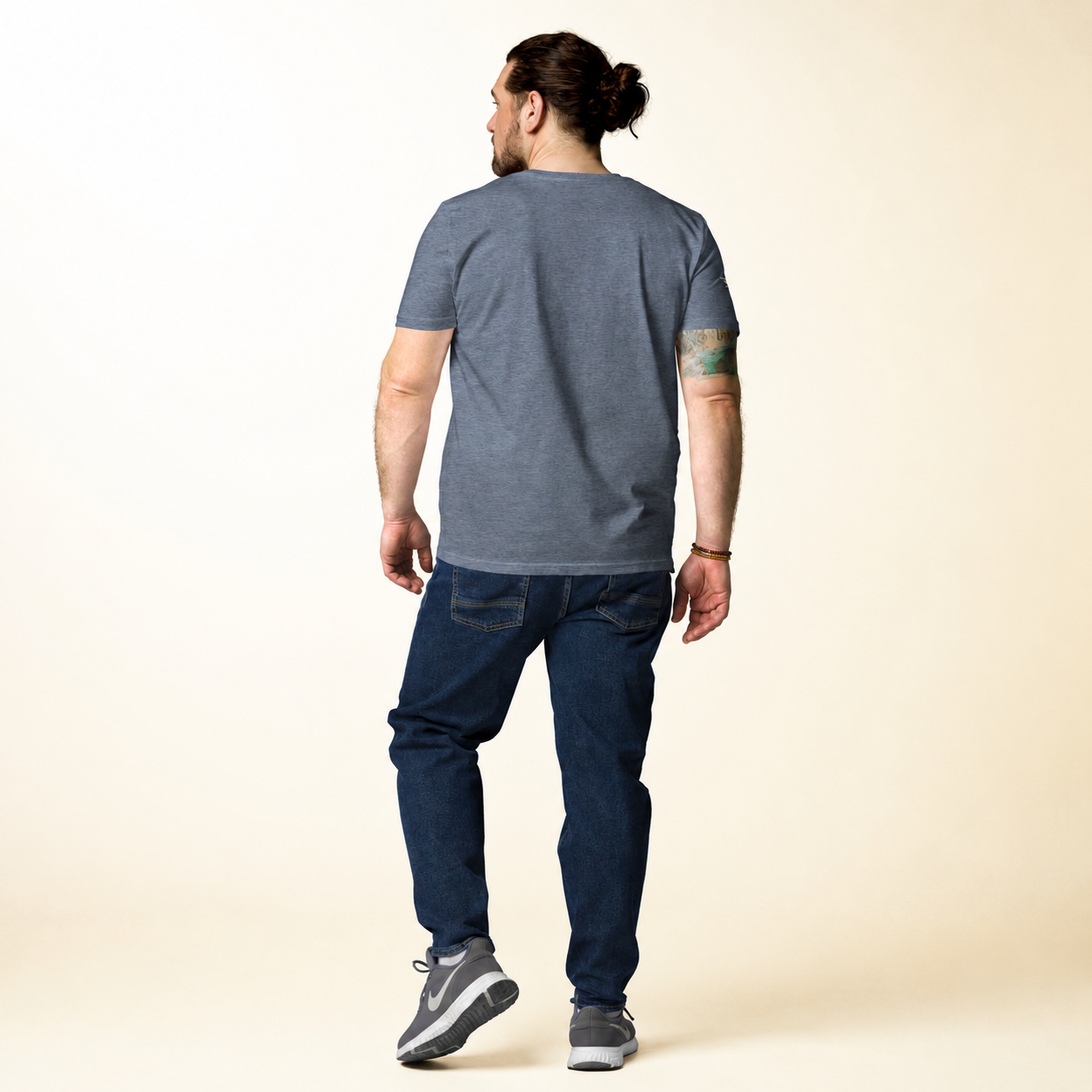 MEN'S ORGANIC T-SHIRT |MADE FOR EVERYDAY PRESENCE